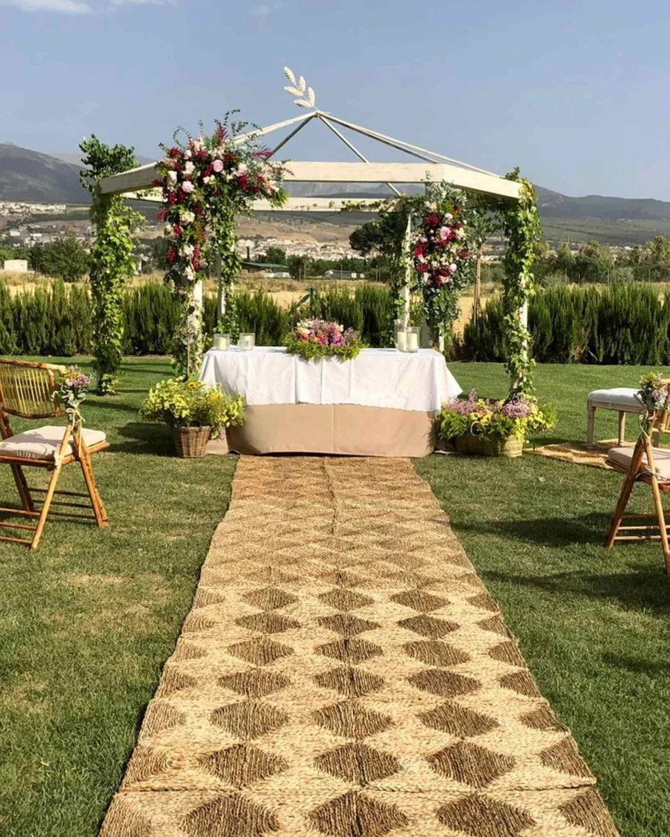 Alfombras de mimbre a medida para interiorismo