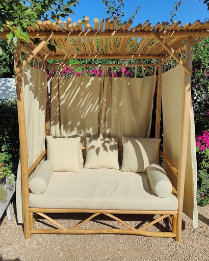 [8231] Cama Balinesa de madera de teca Katur